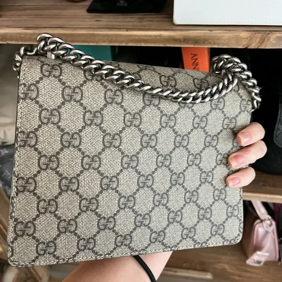 Authentic GUCCI Dionysus GG Supreme mini bag - Picture 2 of 4